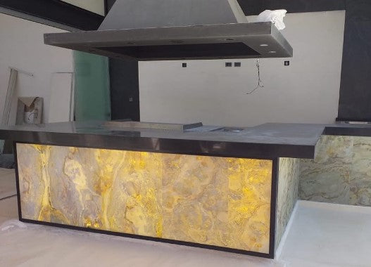 Arenisca Traslucida - 122x61 CM - Piedrafina - 1era