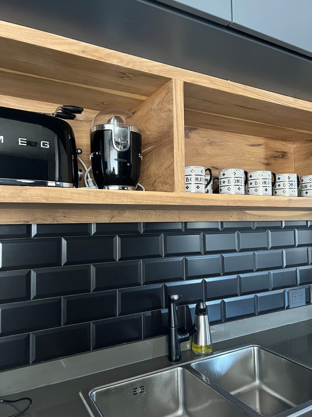 Beveled Subway Black - Ceramica - C2055 - 1era (m2)