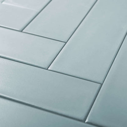 Iceland Satin Celeste Osc.(3098) Brillante 7,7 X 30,5 - Acuelera ( X M2) - 1era