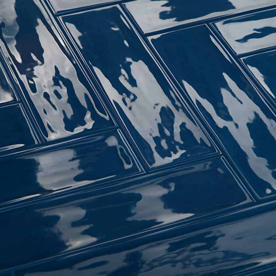 Iceland Petroleo Brillante 7,7X30,5 - Acuelera ( X M2) - 1era