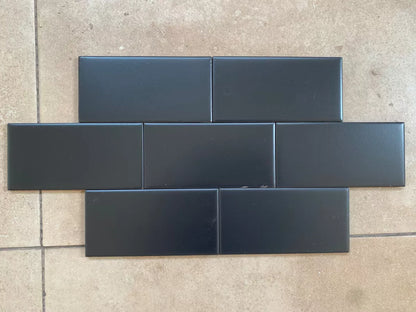 Subway Liso Negro Mate / Satinado 7,5 X 15 - Acuelera ( X M2) - 1era