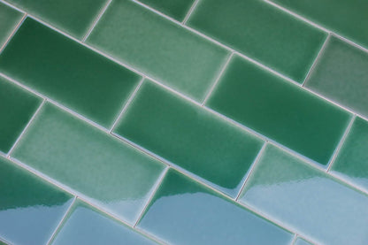 Subway Destonalizado Liso Verde Ingles Brillante 7,5 X 15 - Acuelera ( X M2) - 1era